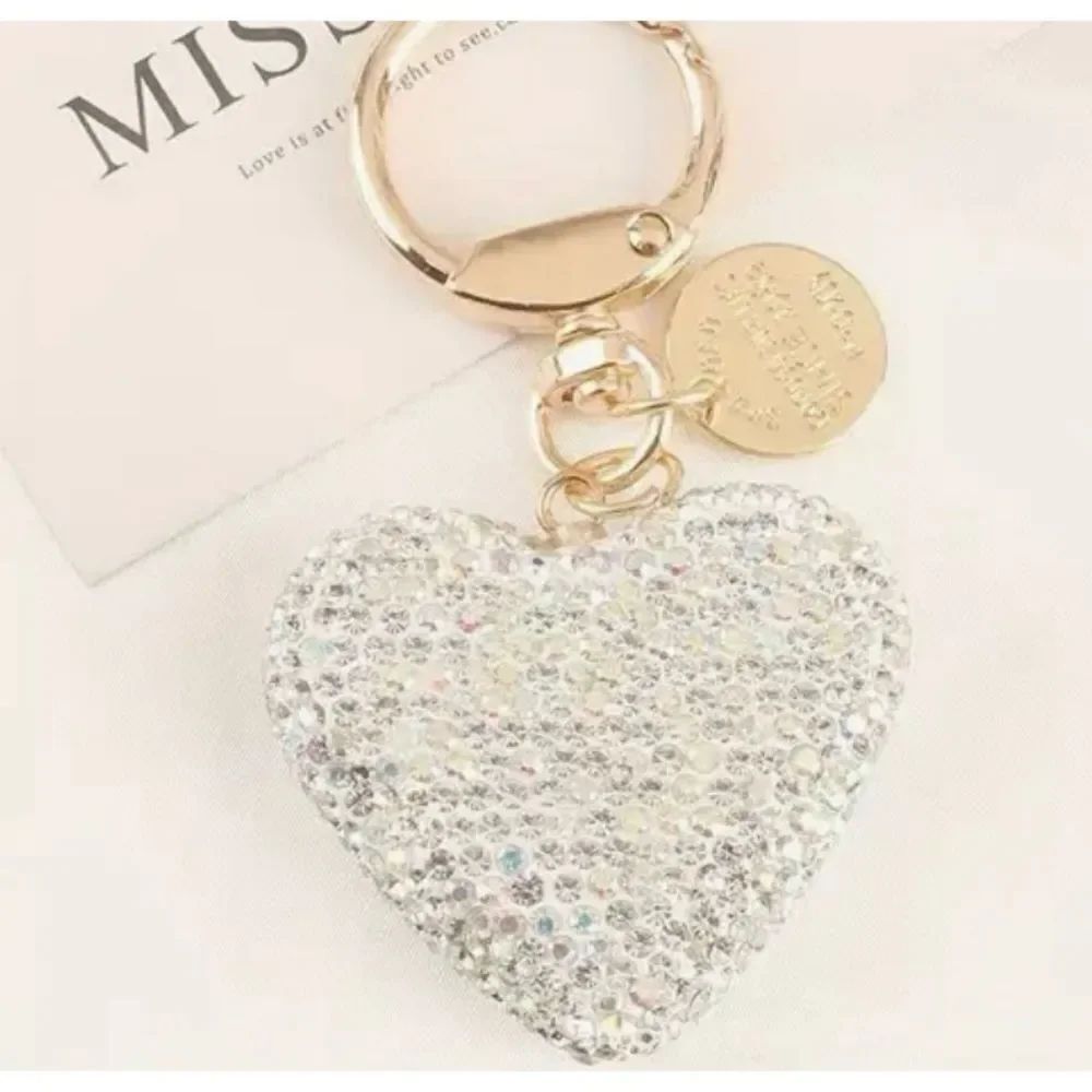 ♥️ NEW Sparkling rhinestone embellished key chain ♥️